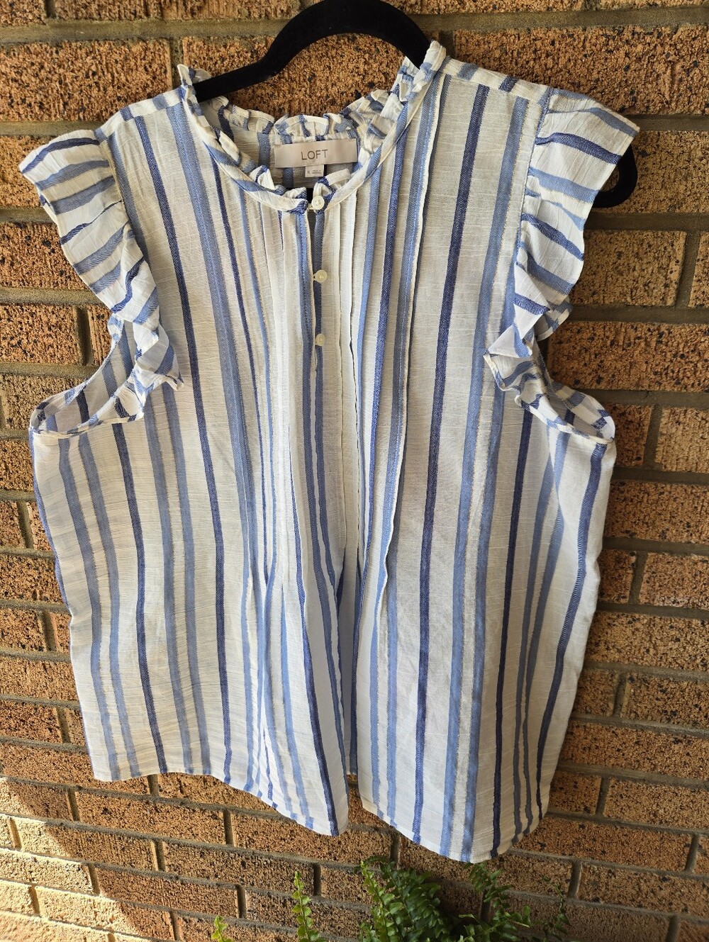 🌟 LOFT Blue & White Striped Ruffle Flutter Sleeve Blouse Top XL 🌟